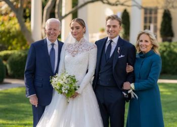 Naomi Biden, Peter Neal Marry In White House Wedding