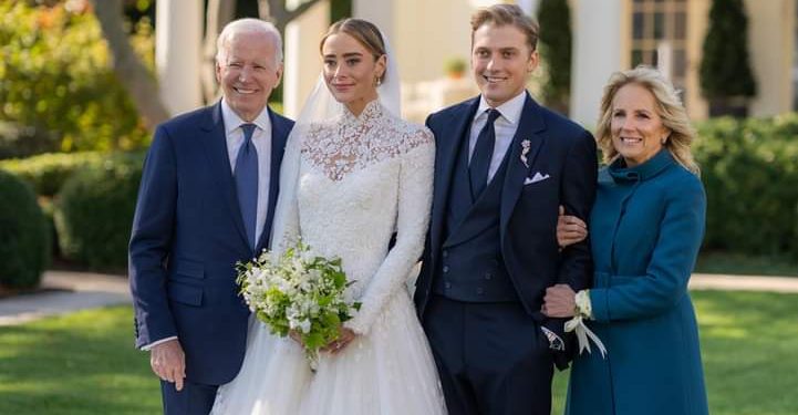 Naomi Biden, Peter Neal Marry In White House Wedding
