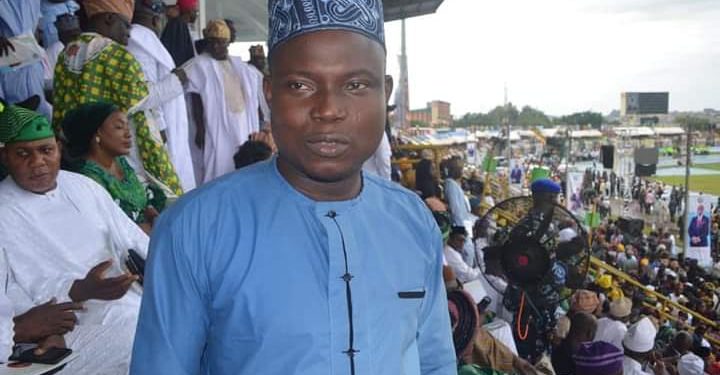 Odeda APC Youth Leader, Odedina Timothy Tasks Residents On PVCs Collection
