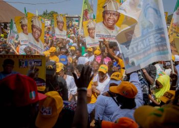 Senator Adeola Pledges To Address Challenges Of Ogun West Border Area