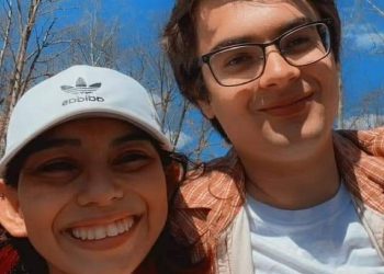 22-Year-Old Conjoined Twin Sisters Open Up About Dating, Not Having Separation Surgery