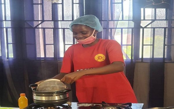 Female Chef Begins Cook-a-Thon In Ekiti To Beat Hilda Baci’s Record