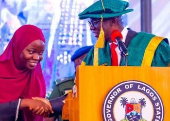 Sanwo-Olu Hosts LASU’s All-Time Best, Fulfills N10 Million Cash Prize