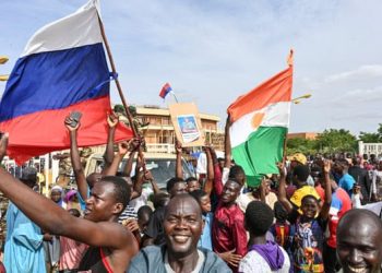 ECOWAS Deadline: Niger Coup Plotters Unwilling To Cede Power As Thousands Cheer Them On