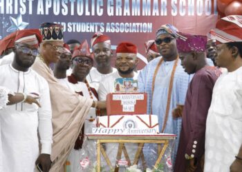 Glamour As 98 Set Of ApolloGrams Old Students Unite, Celebrate 25th Anniversary