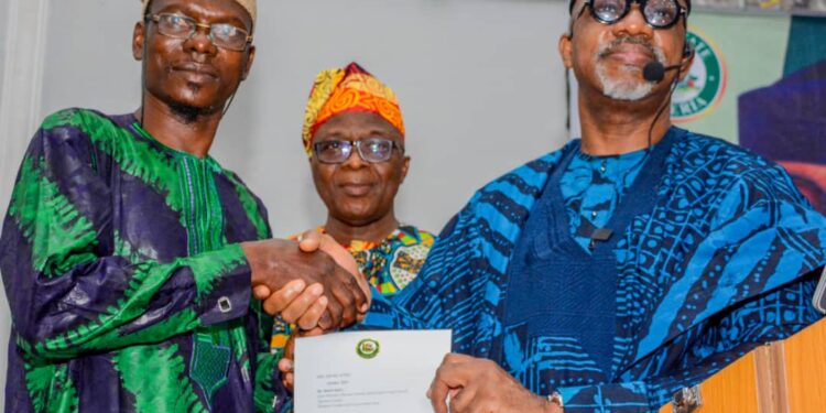 Ogun Employs 3000 Teachers To Mark World Teachers’ Day