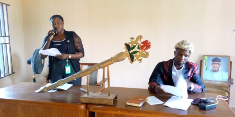 Ijebu East Council Chairman, Oyesanya, Presents N3 billion 2024 “Budget of New Era”