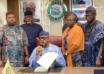 Abiodun Signs N703.028bn 2024 Budget Into Law