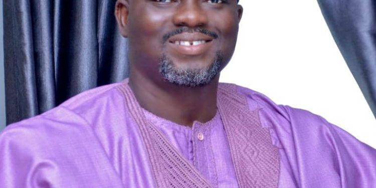 Ogun Deputy Minority Leader, Atobatele, Empowers 43 In Agricpreneur