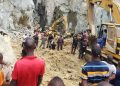 FG Mobilises Rescuers As One Is Kìlled, 30 Trapped In Niger Mine Collapse