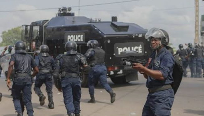 Police Storm Arepo Swampy Forest As Gunmen Abduct Retired AIG Odumosu’s Wife