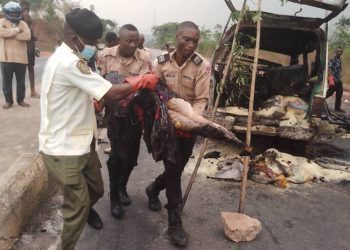 16 Burnt To Death On Abeokuta – Sagamu Expressway  – FRSC