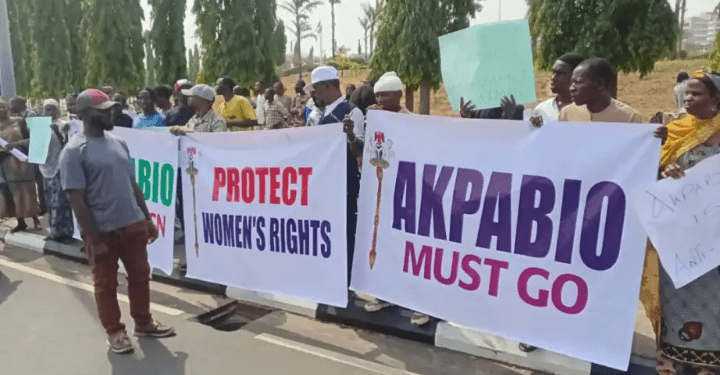 Natasha: ‘Akpabio Must Go’ Protest Rocks National Assembly 