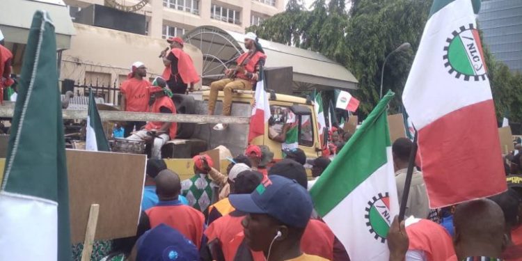 Workers Strike Continues Over N82bn Pension Deductions, Meeting With Ogun Gov’t Inconclusive – Labour 