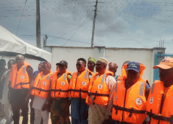 FG Donates 1,000 Life – Saving Jackets To Boost Safety On Ogun Waterways 