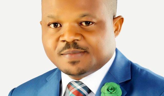 Akintunde Preaches Love At Christmas, Urges Nigerians To Remain Hopeful 