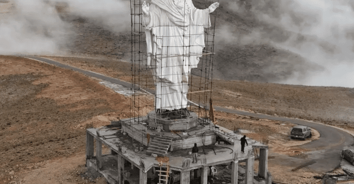 Amid Conflict, Lebanon Installs One of the Region’s Largest Statues of Christ