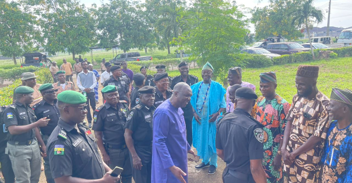 Ogun Police Chief, Bode Ojajuni Visits OOU Ibogun Campus After Brutal Robbery Attack