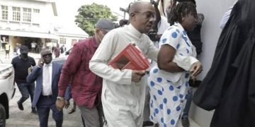 Forged Buhari Signature Used To Withdraw $6.23m From CBN — Witness Tells Court In Emefiele Trial