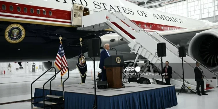 Trump Unveils Qatar-Gifted ‘Flying White House’ Jet Amid Ethics Storm