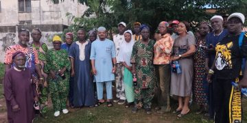 Akintunde Meets Iperu Ward 5 Leaders, Emphasises Unity, Progress For APC In Ikenne Ahead 2027 Polls