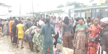 PDP Reps Hopeful Toyin Amuzu Distributes Free Cooking Gas to Over 600 Abeokuta South Residents