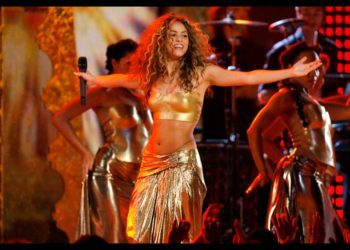 Shakira Returns to Egypt’s Iconic Pyramids for Historic Concert After 18 Years