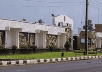 Fusengbuwa Ruling House: Ijebu Chief Sues 11 Members, Demands N10bn Over Alleged Defamation