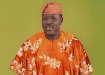 Senator Adeola Mourns Nollywood Actor Taiwo Hassan ‘Ogogo’