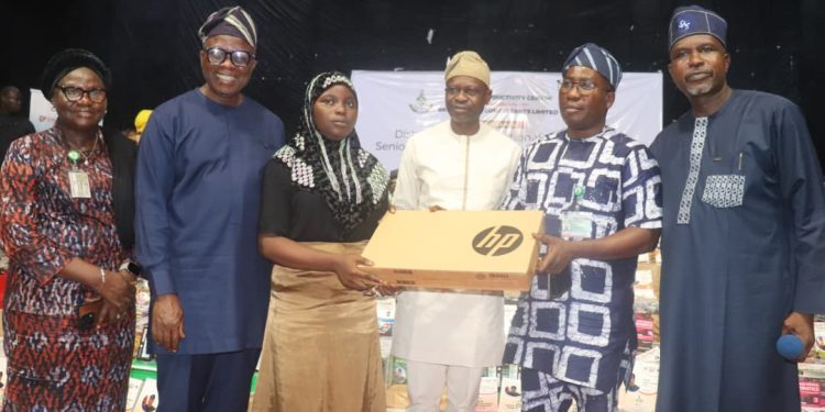 Senator Salisu Empowers 1,000 Ogun Central Students, Rewards WASSCE Best Performers