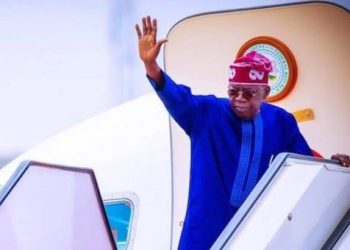 Tinubu Off to Makkah For Umrah, to Pray For Nigeria